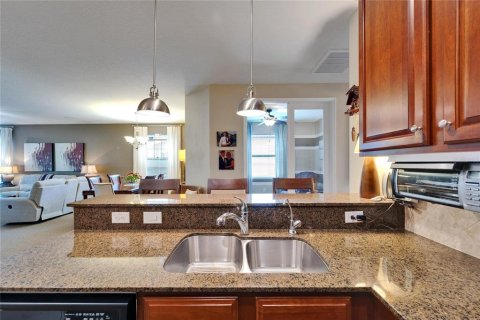 House in Apollo Beach, Florida 2 bedrooms, 141.49 sq.m. № 1743320 - photo 19