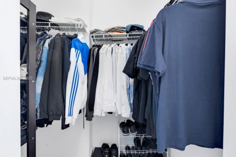 Copropriété à louer à Aventura, Floride: 2 chambres, 99.41 m2 № 1988215 - photo 14