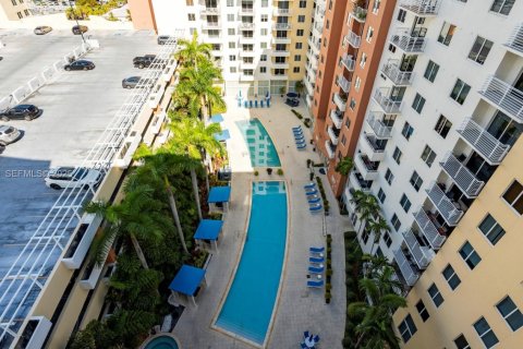 Copropriété à louer à Aventura, Floride: 2 chambres, 99.41 m2 № 1988215 - photo 7