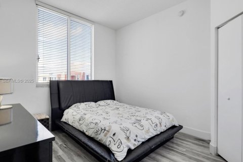 Copropriété à louer à Aventura, Floride: 2 chambres, 99.41 m2 № 1988215 - photo 17