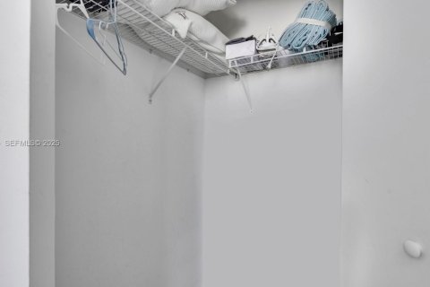 Copropriété à louer à Aventura, Floride: 2 chambres, 99.41 m2 № 1988215 - photo 20