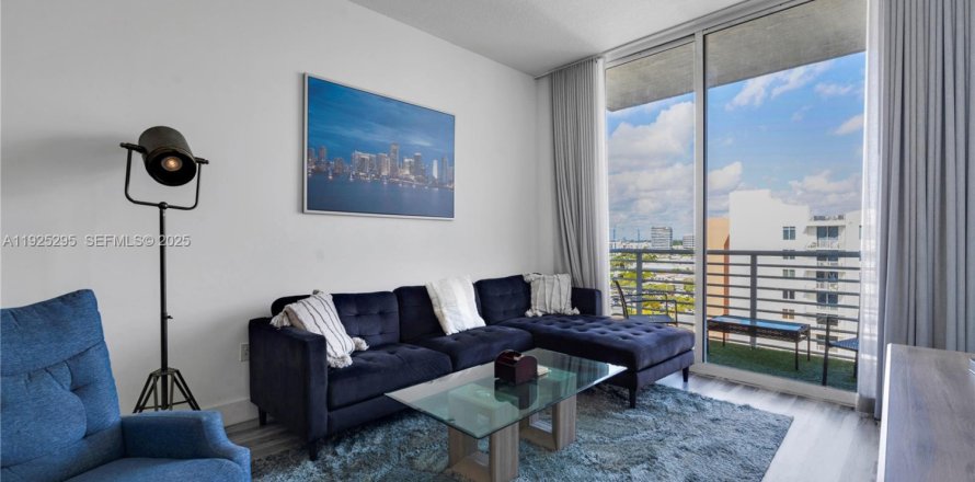 Condo à Aventura, Floride, 2 chambres  № 1988215