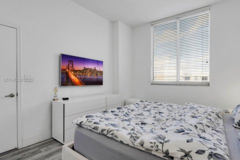 Copropriété à louer à Aventura, Floride: 2 chambres, 99.41 m2 № 1988215 - photo 12