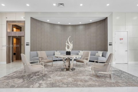 Copropriété à louer à Aventura, Floride: 2 chambres, 99.41 m2 № 1988215 - photo 26