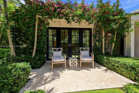 Villa ou maison à vendre à Palm Beach, Floride: 3 chambres № 2169359 - photo 8