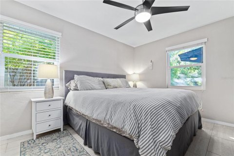 Casa en alquiler en Belleair Bluffs, Florida, 2 dormitorios, 106.19 m2 № 1918628 - foto 14