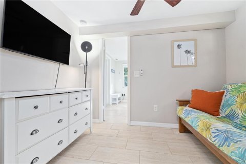 Casa en alquiler en Belleair Bluffs, Florida, 2 dormitorios, 106.19 m2 № 1918628 - foto 19