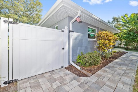 Casa en alquiler en Belleair Bluffs, Florida, 2 dormitorios, 106.19 m2 № 1918628 - foto 26