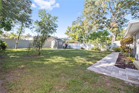 Casa en alquiler en Belleair Bluffs, Florida, 2 dormitorios, 106.19 m2 № 1918628 - foto 25