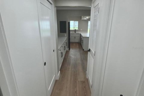 Condo in Sarasota, Florida, 1 bedroom № 2100020 - photo 15
