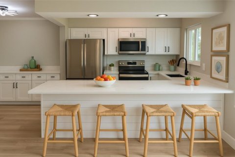 Condo in Sarasota, Florida, 1 bedroom № 2100020 - photo 18