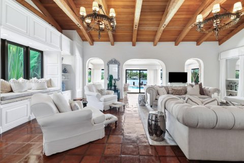 Villa ou maison à louer à Miami Beach, Floride: 4 chambres, 287.25 m2 № 2003118 - photo 12