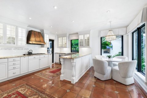 Villa ou maison à louer à Miami Beach, Floride: 4 chambres, 287.25 m2 № 2003118 - photo 17