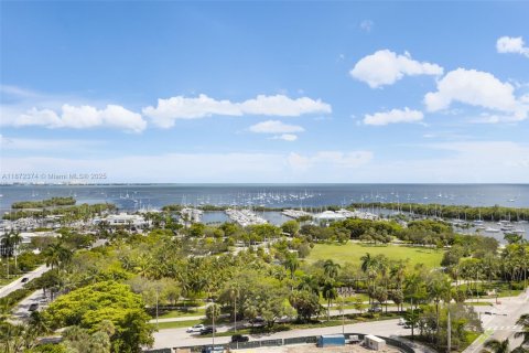 Condo in Miami, Florida, 3 bedrooms  № 1980670 - photo 19