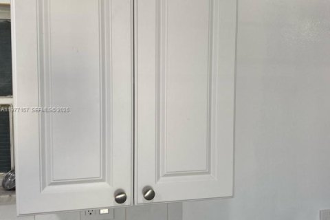 Снять в аренду кондоминиум в Майами, Флорида 1 спальня, 72.28м2, № 2042516 - фото 21