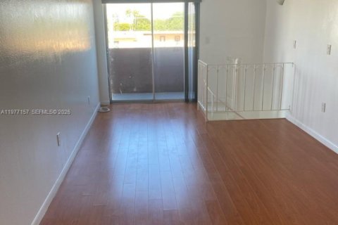 Снять в аренду кондоминиум в Майами, Флорида 1 спальня, 72.28м2, № 2042516 - фото 4