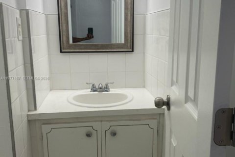 Снять в аренду кондоминиум в Майами, Флорида 1 спальня, 72.28м2, № 2042516 - фото 11