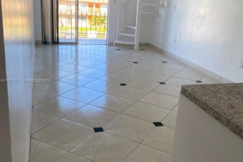Снять в аренду кондоминиум в Майами, Флорида 1 спальня, 72.28м2, № 2042516 - фото 23