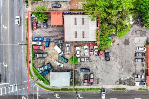 Commercial property in Tampa, Florida 182.09 sq.m. № 2234693 - photo 15