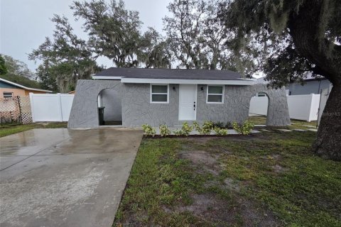 Villa ou maison à Tampa, Floride 3 chambres, 99.59 m2 № 2399212