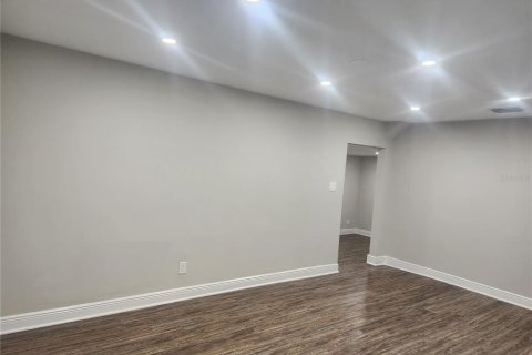 Villa ou maison à vendre à Tampa, Floride: 3 chambres, 99.59 m2 № 2399212 - photo 18