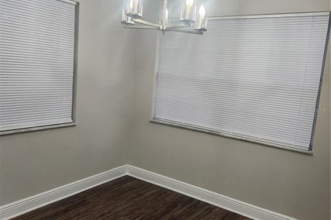 Villa ou maison à vendre à Tampa, Floride: 3 chambres, 99.59 m2 № 2399212 - photo 17