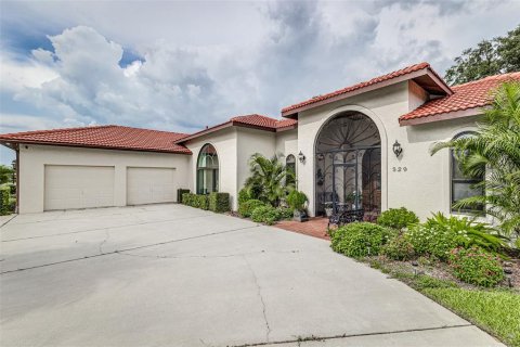 Casa en venta en Lake Wales, Florida, 2 dormitorios, 310.29 m2 № 1866353 - foto 4