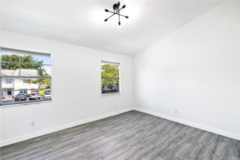 Condo in Cooper City, Florida, 2 bedrooms  № 1696823 - photo 17