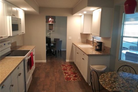 Villa ou maison à vendre à Deltona, Floride: 2 chambres, 116.41 m2 № 1758421 - photo 12