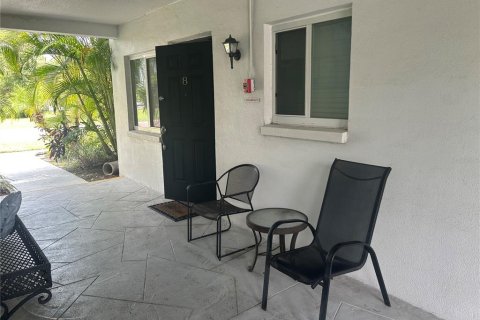Condo in Saint Petersburg, Florida, 1 bedroom № 2230574 - photo 6