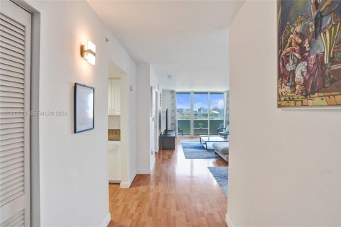 Copropriété à vendre à Miami Beach, Floride: 1 chambre, 68.75 m2 № 2190013 - photo 29