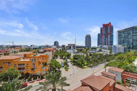 Copropriété à vendre à Miami Beach, Floride: 1 chambre, 68.75 m2 № 2190013 - photo 24
