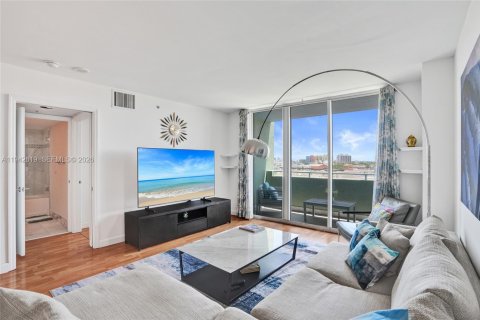 Condo à Miami Beach, Floride, 1 chambre  № 2190013