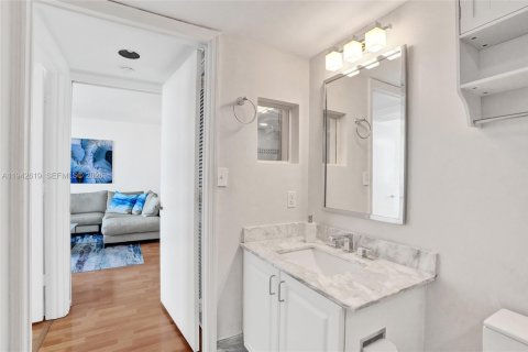 Copropriété à vendre à Miami Beach, Floride: 1 chambre, 68.75 m2 № 2190013 - photo 16