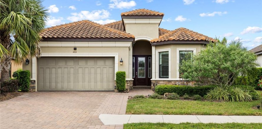 House in Palmetto, Florida 3 bedrooms, 221.01 sq.m. № 2126980