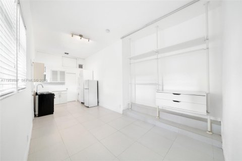 Studio à Miami, Floride № 2008252