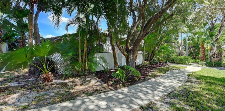 Casa en Deerfield Beach, Florida 3 dormitorios, 157.38 m2 № 786199