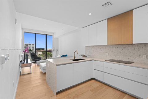 Купить кондоминиум в Майами, Флорида 1 спальня, 61.13м2, № 2021285 - фото 19