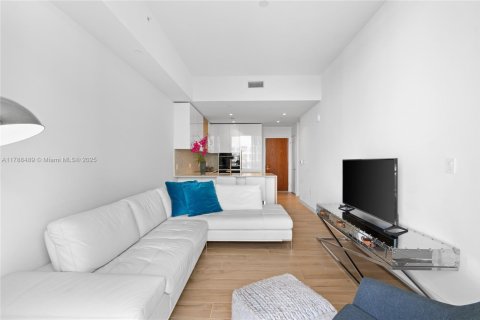 Купить кондоминиум в Майами, Флорида 1 спальня, 61.13м2, № 2021285 - фото 11