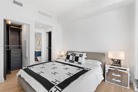 Купить кондоминиум в Майами, Флорида 1 спальня, 61.13м2, № 2021285 - фото 21