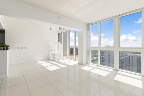 Copropriété à vendre à Miami, Floride: 1 chambre, 106.28 m2 № 2243805 - photo 14