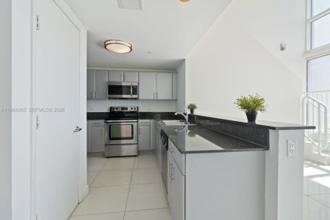 Copropriété à vendre à Miami, Floride: 1 chambre, 106.28 m2 № 2243805 - photo 9