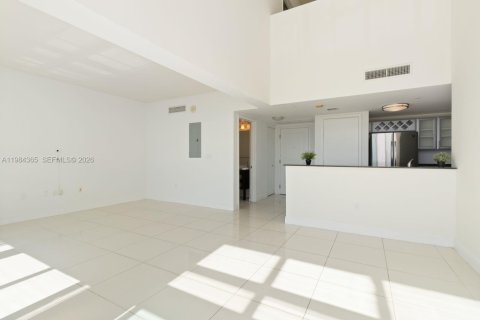 Copropriété à vendre à Miami, Floride: 1 chambre, 106.28 m2 № 2243805 - photo 8
