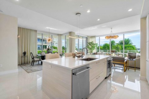 Copropriété à louer à North Palm Beach, Floride: 3 chambres, 199.55 m2 № 2087706 - photo 4
