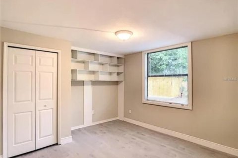 Casa en venta en Orlando, Florida, 5 dormitorios, 165.37 m2 № 1808565 - foto 10