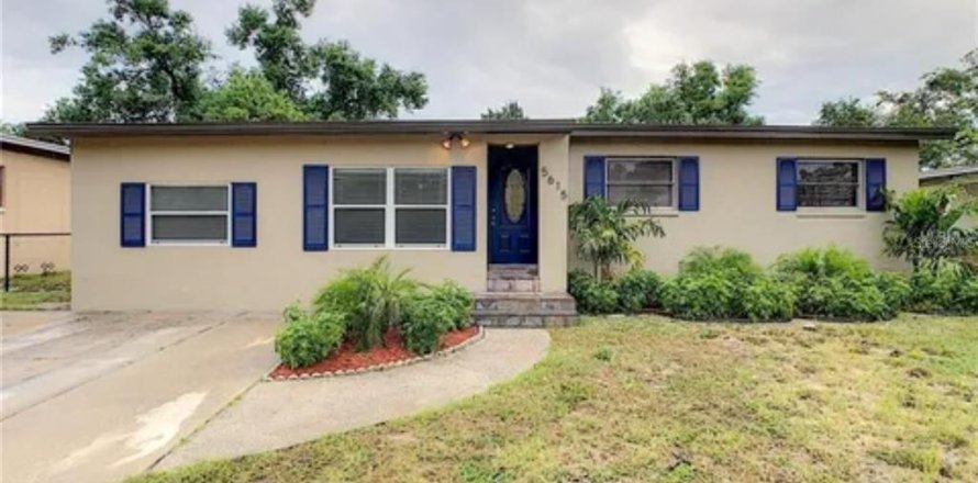 Villa ou maison à Orlando, Floride 5 chambres, 165.37 m2 № 1808565