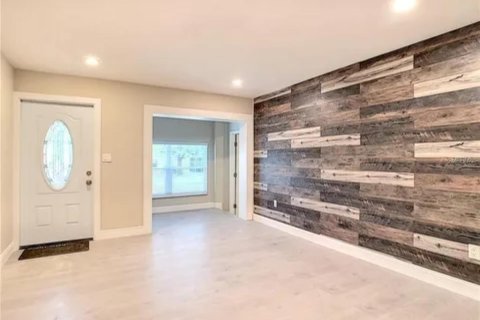 Casa en venta en Orlando, Florida, 5 dormitorios, 165.37 m2 № 1808565 - foto 5
