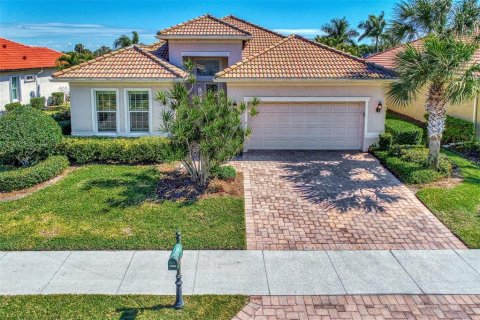 House in Port Charlotte, Florida 3 bedrooms, 182.09 sq.m. № 1509277 - photo 1