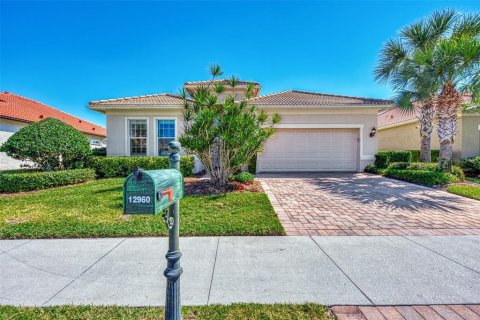 House in Port Charlotte, Florida 3 bedrooms, 182.09 sq.m. № 1509277 - photo 3
