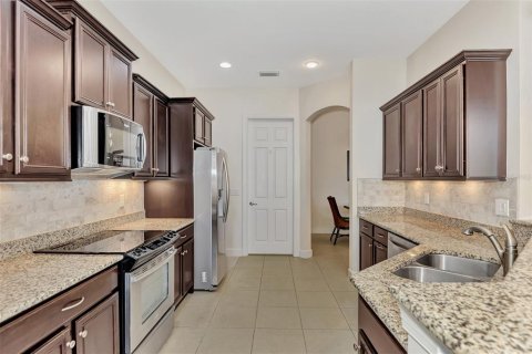 House in Port Charlotte, Florida 3 bedrooms, 182.09 sq.m. № 1509277 - photo 18